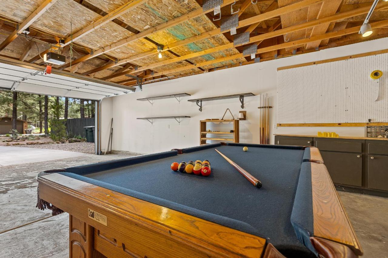 Captivating Continental Country Club Retreat With 4 Bdr And Spacious Deck! سارية العلم المظهر الخارجي الصورة