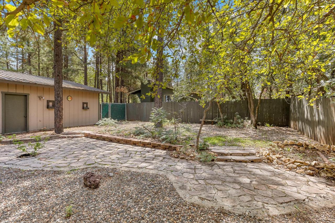 Captivating Continental Country Club Retreat With 4 Bdr And Spacious Deck! سارية العلم المظهر الخارجي الصورة
